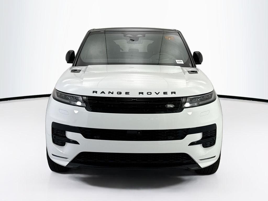 New 2026 Fuji White Land Rover Dynamic SE image 2