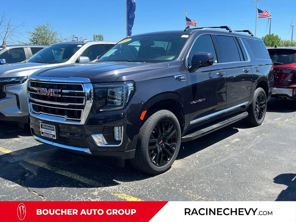 2023 GMC Yukon SLT 4X4's photo