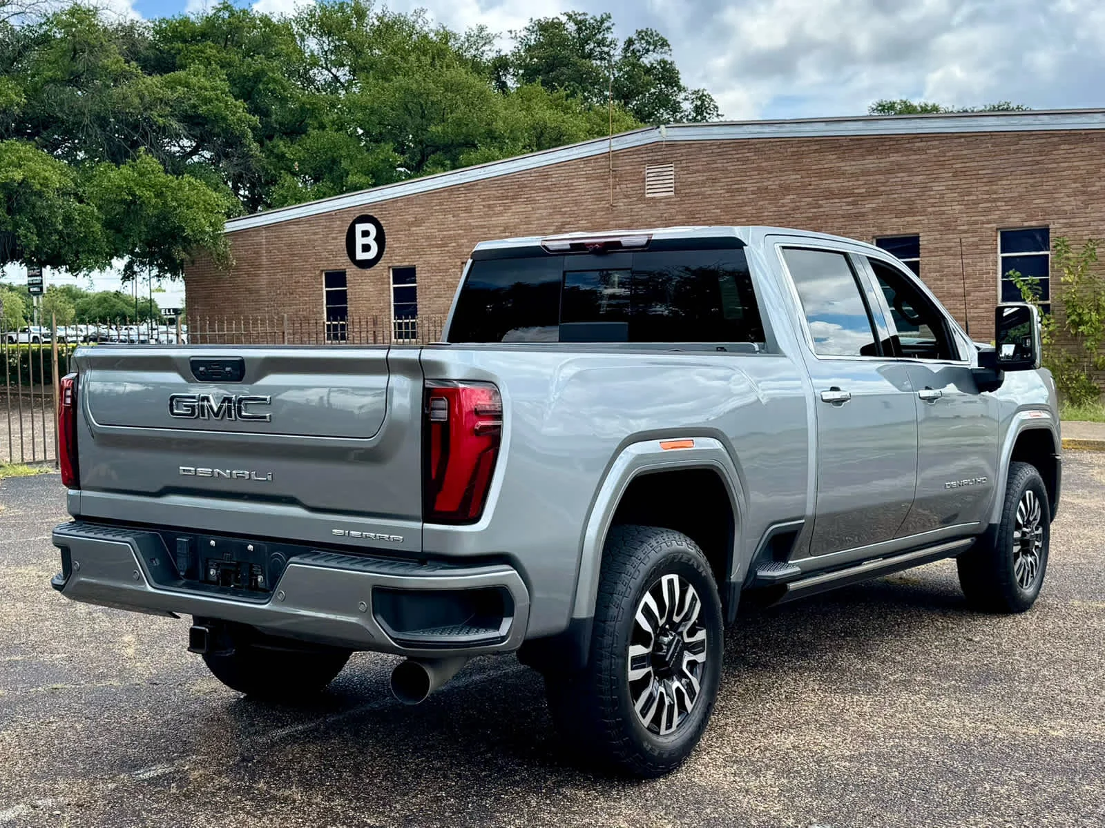 Certified Used 2024 Sterling Metallic GMC Denali Ultimate image 7