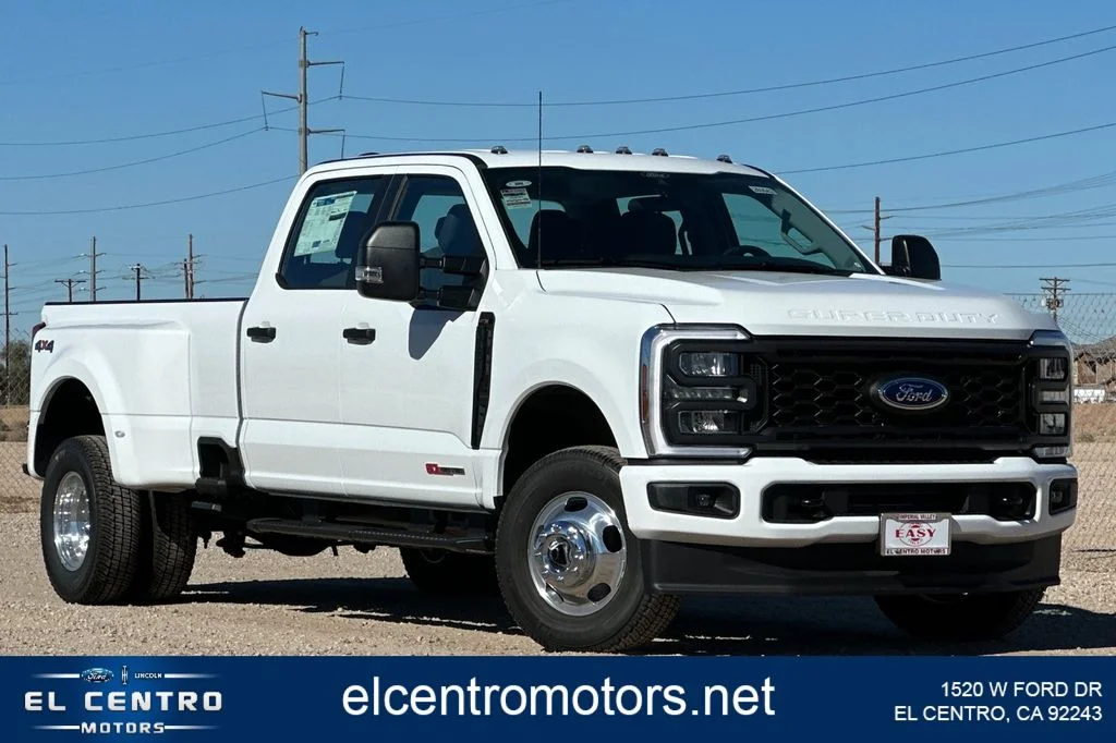 2026 Ford F-350 XL 4x4 Crew Cab 8' Box DRW's photo
