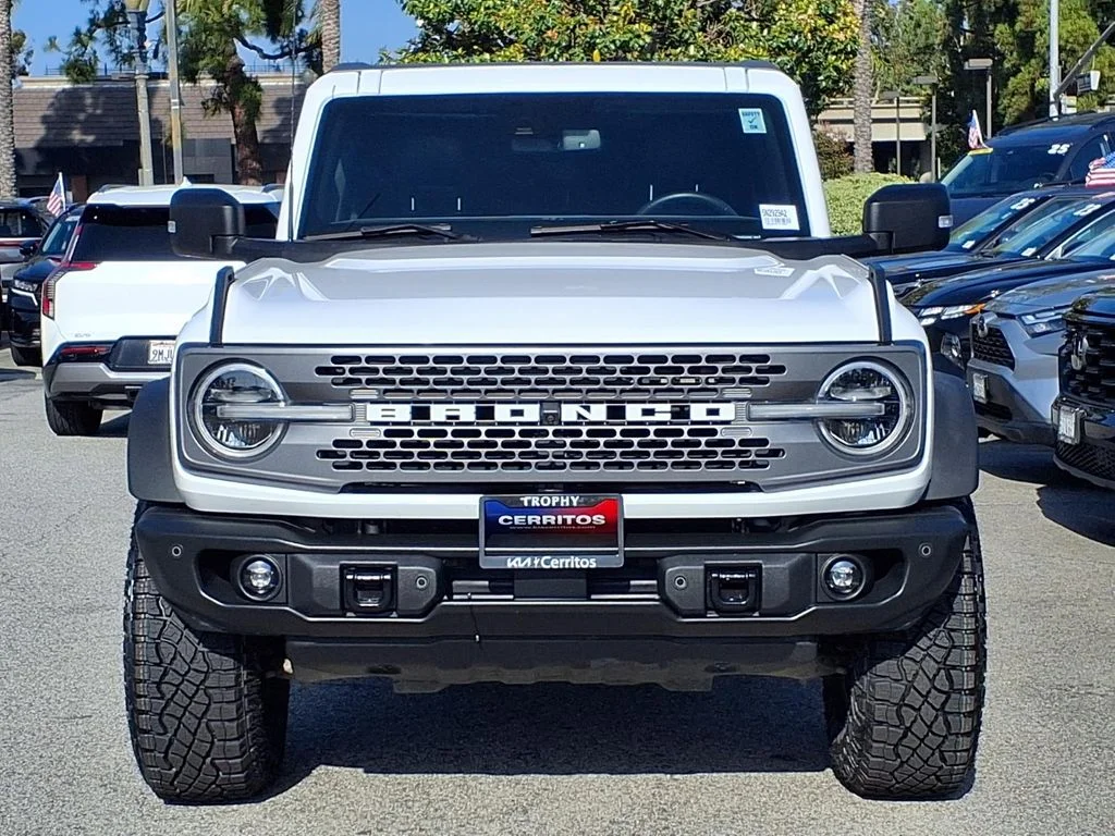 Used 2023 White Ford Badlands image 8