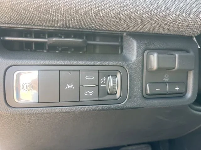 2026 GMC Sierra EV Elevation - Photo 32