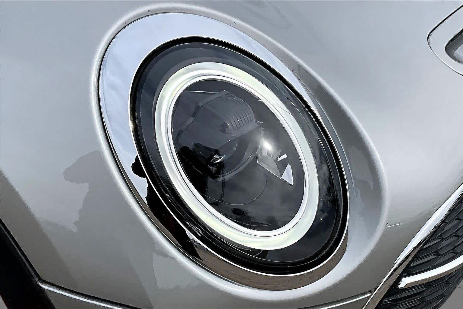 Used 2023 Melting Silver III Metallic MINI Cooper S image 24
