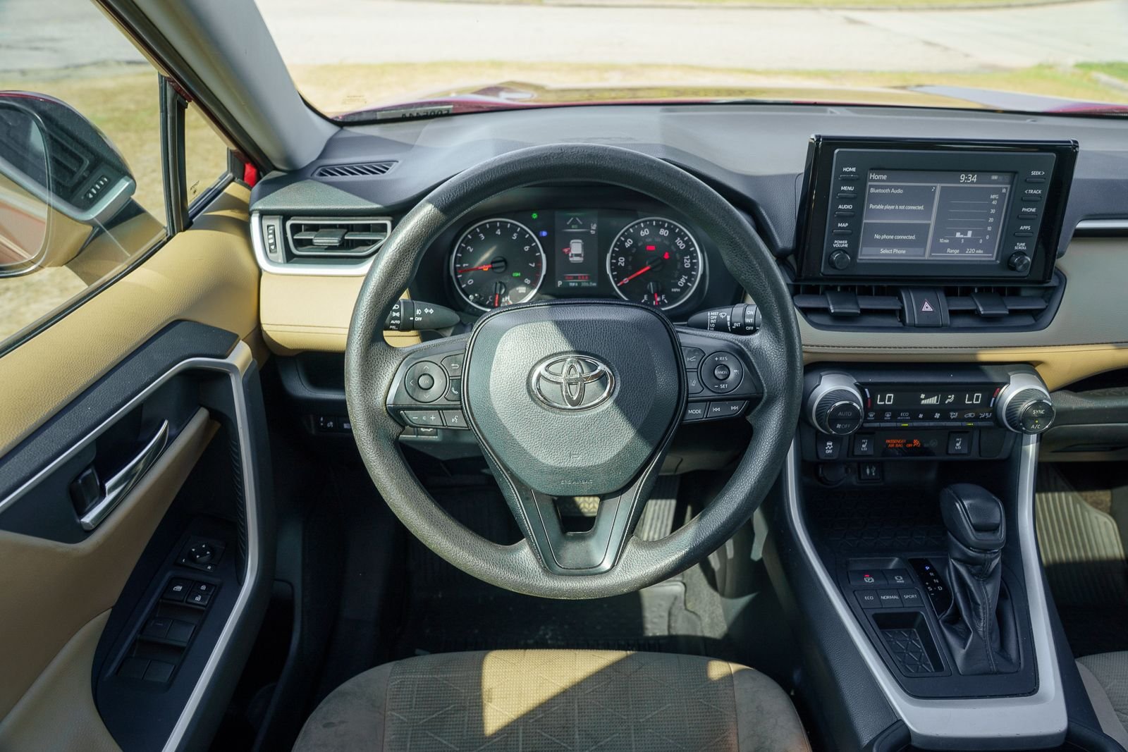 Used 2019 Red Toyota XLE image 25