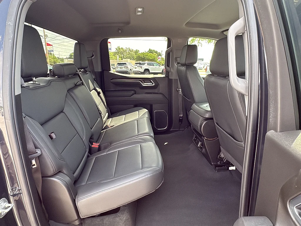 Used 2025 Titanium Rush Metallic GMC SLT image 15