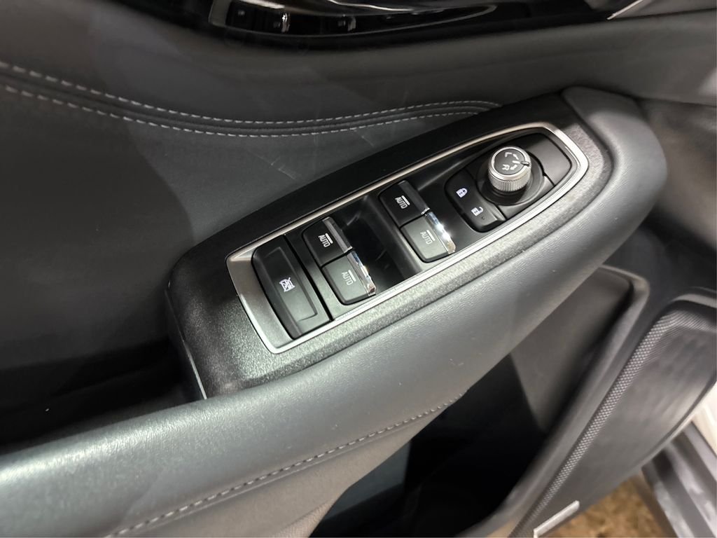 Used 2020 White Subaru Limited image 38
