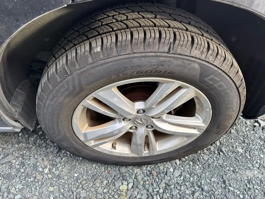 Used 2014  Acura Base image 9
