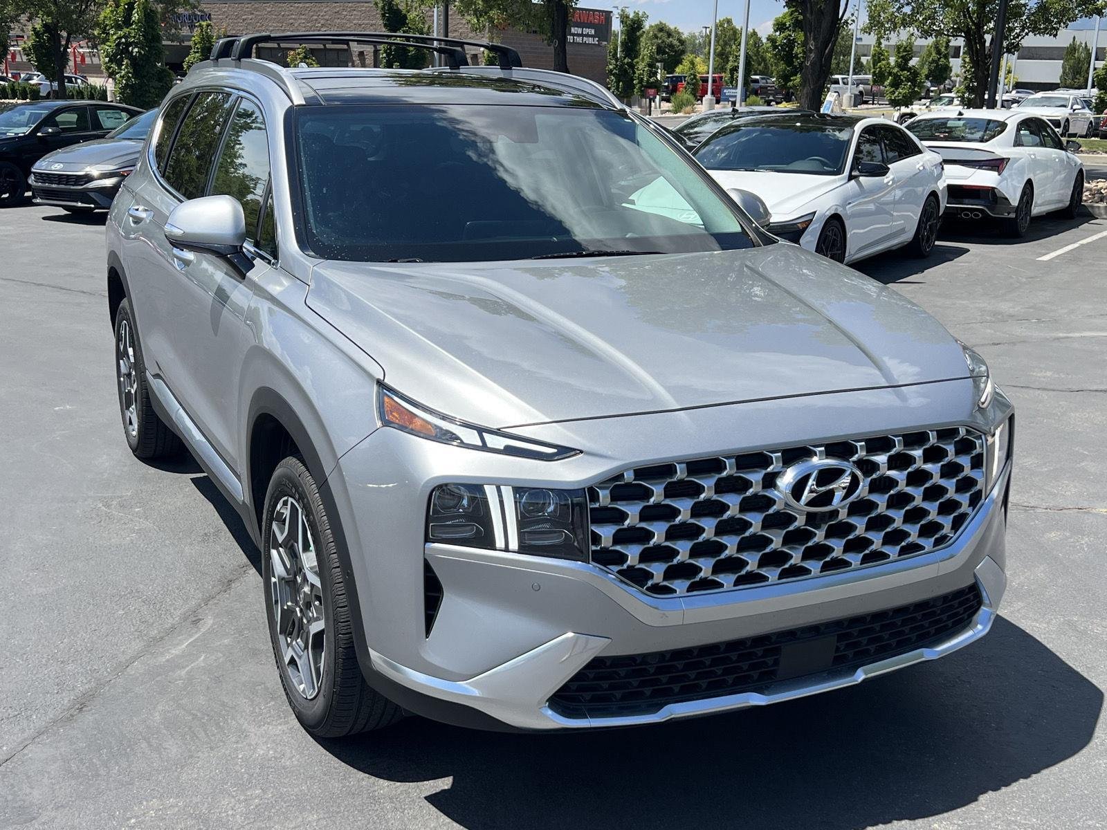 Certified Used 2023 Shimmering Silver Hyundai Limited image 4