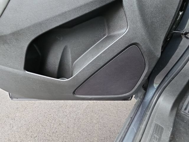 Used 2022 Iron Gray Metallic Chevrolet LS image 26