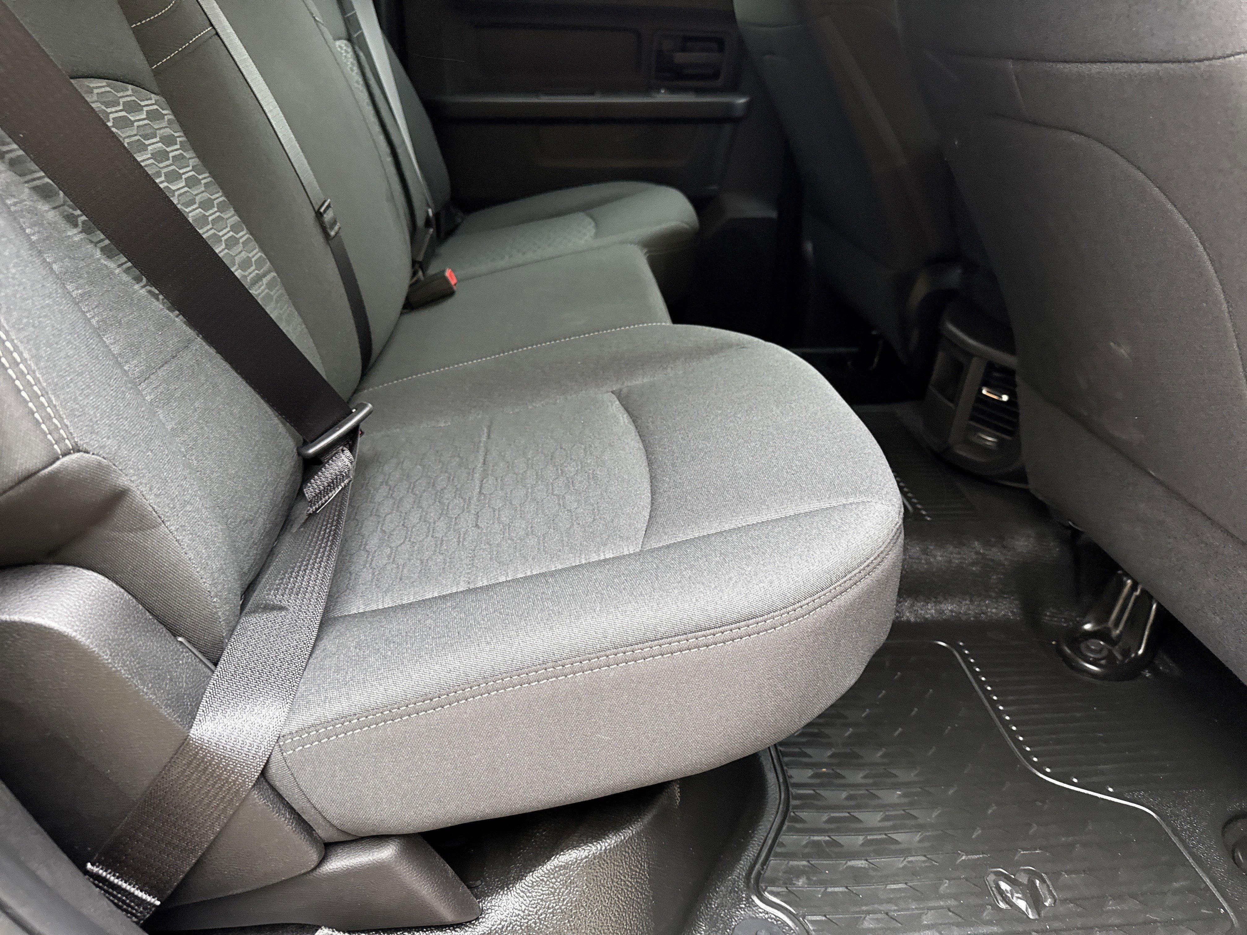 New 2026 Granite Crystal Metallic Clearcoat RAM Tradesman image 18