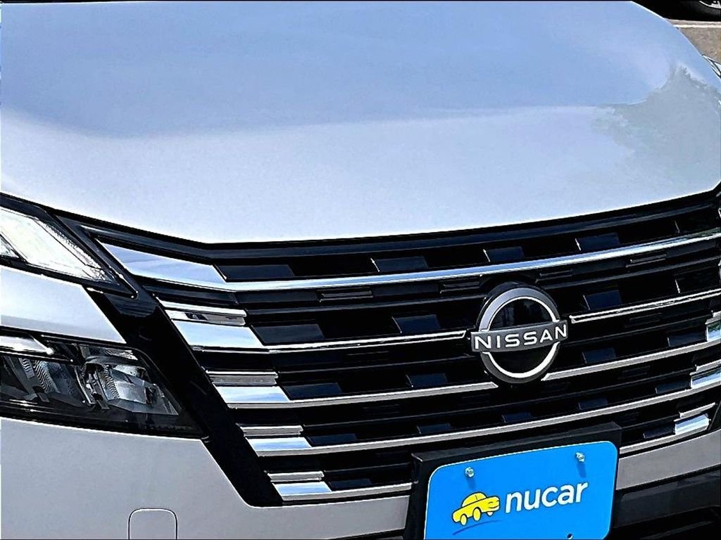 Used 2025 Silver Nissan SV image 30