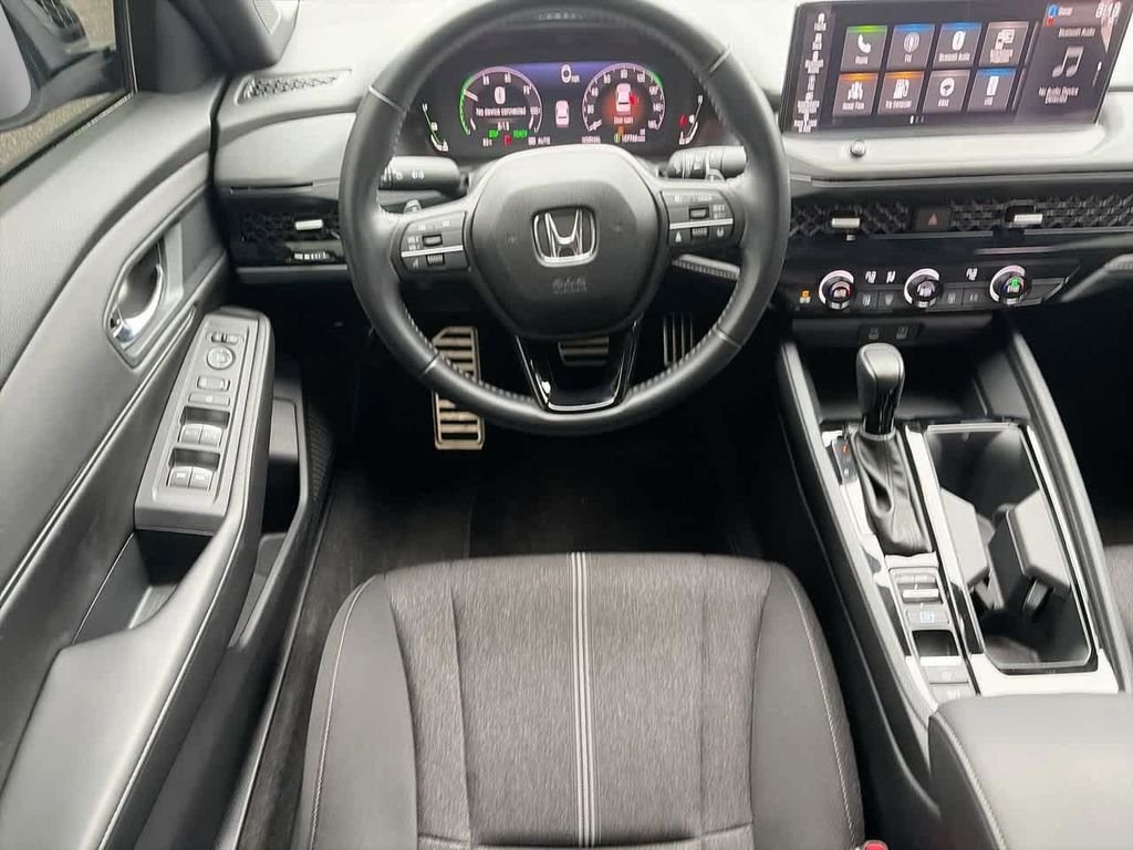 Used 2023  Honda Sport image 10