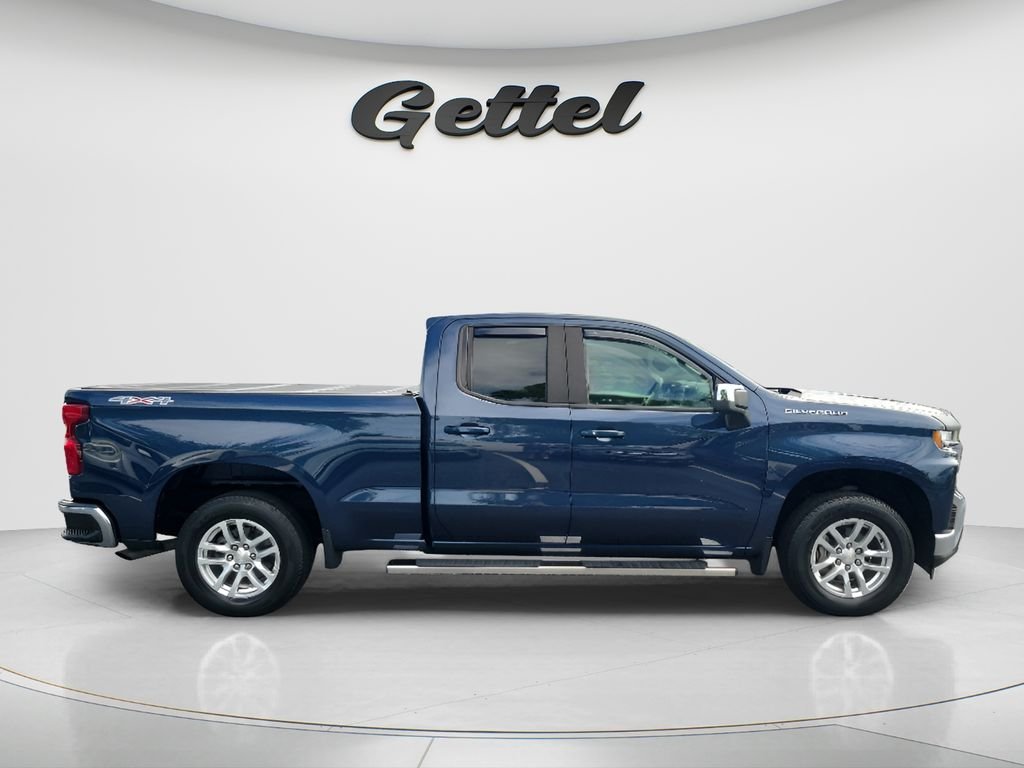 2022 Chevrolet Silverado 1500 LT - Photo 4