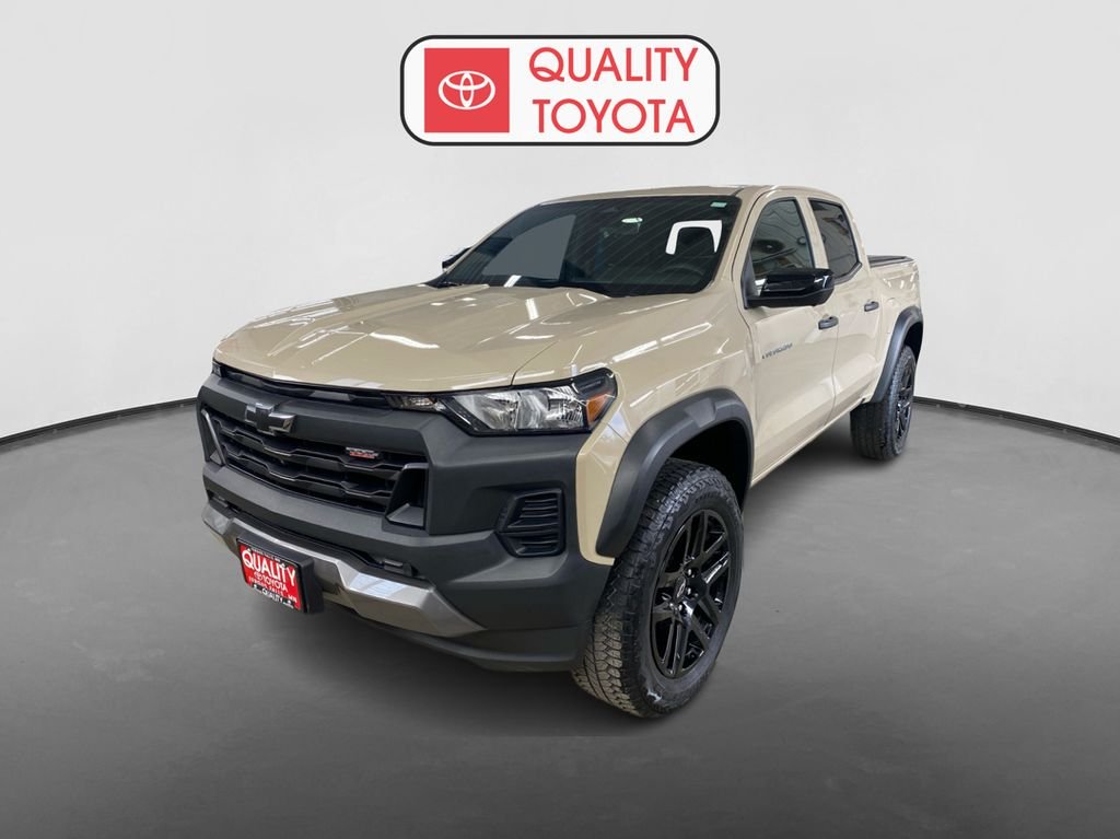 2024 Chevrolet Colorado 4WD Trail Boss Crew Cab Short Box's photo