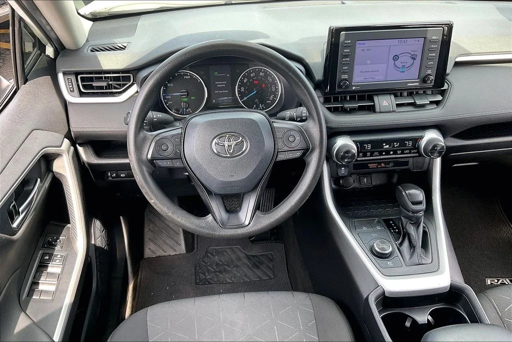 Used 2021 White Toyota XLE image 4