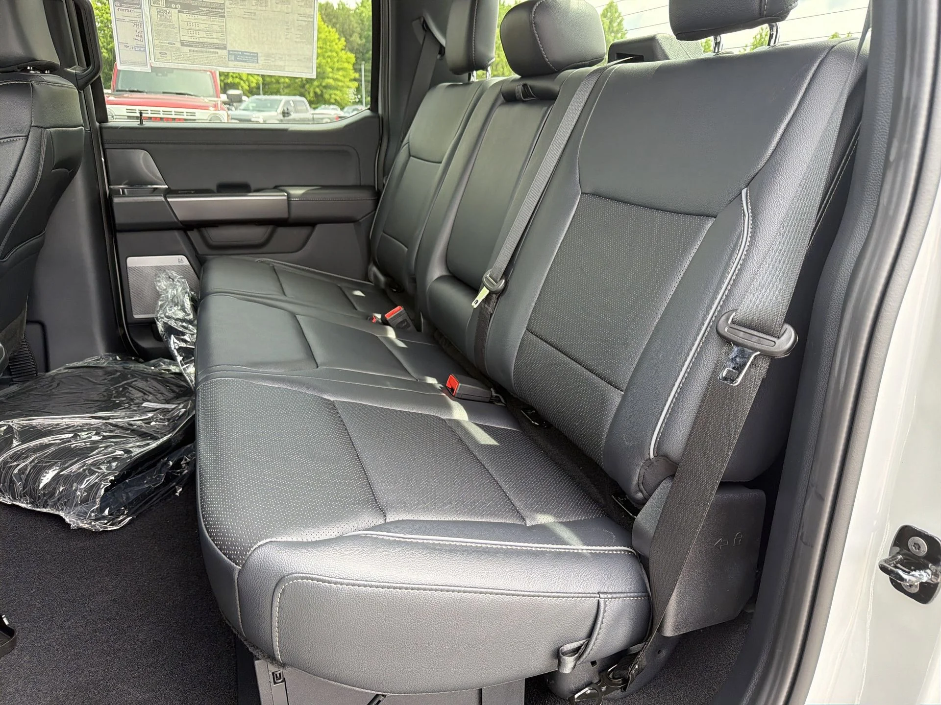 New 2026 Avalanche Ford Lariat® image 24