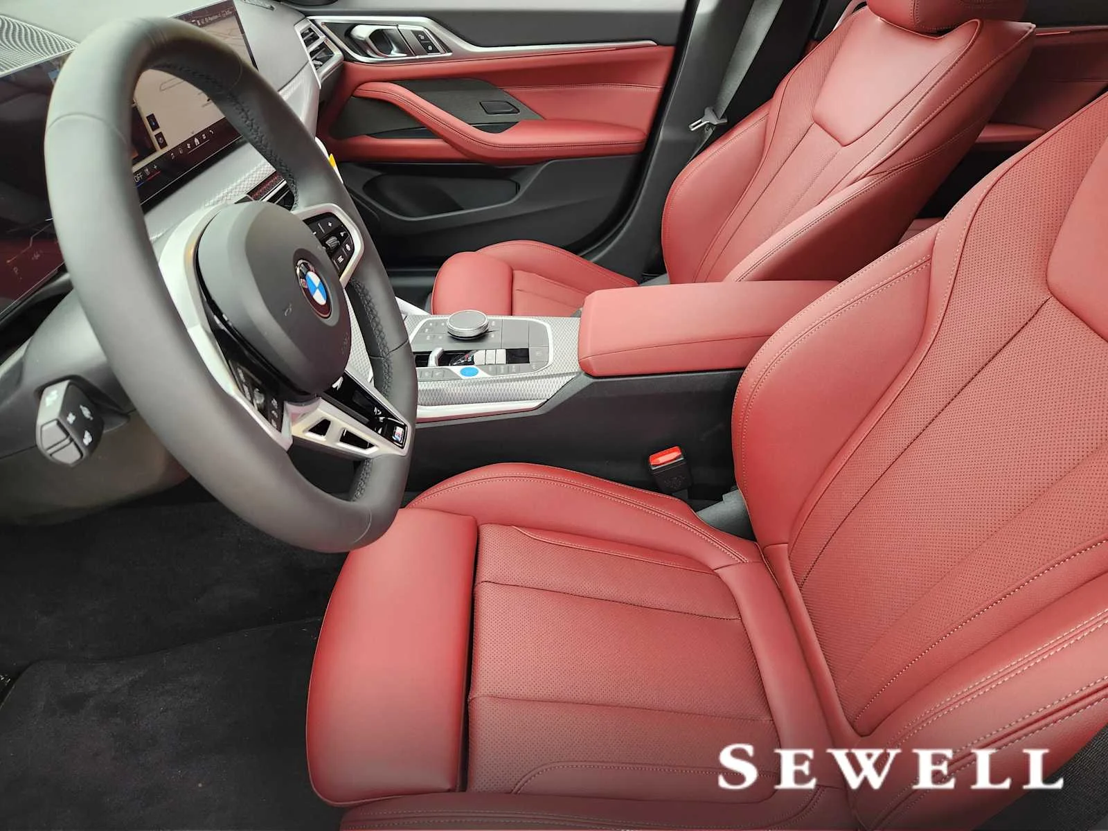 New 2026 Black Sapphire Metallic BMW eDrive40 image 4