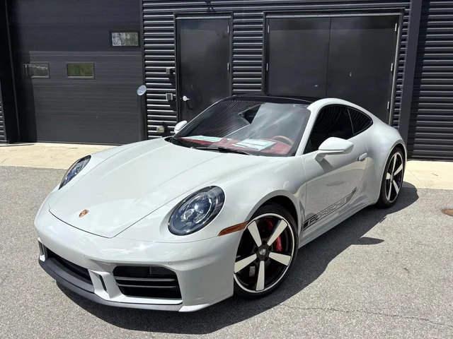 2025 Porsche 911 