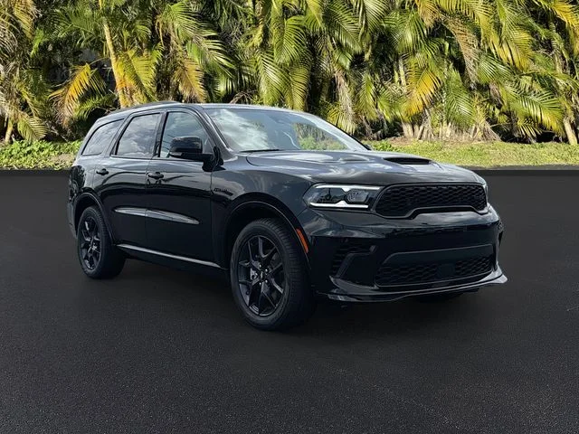 New 2026 Diamond Black Clear-Coat Exterior Paint Dodge GT Premium HEMI V8 image 2