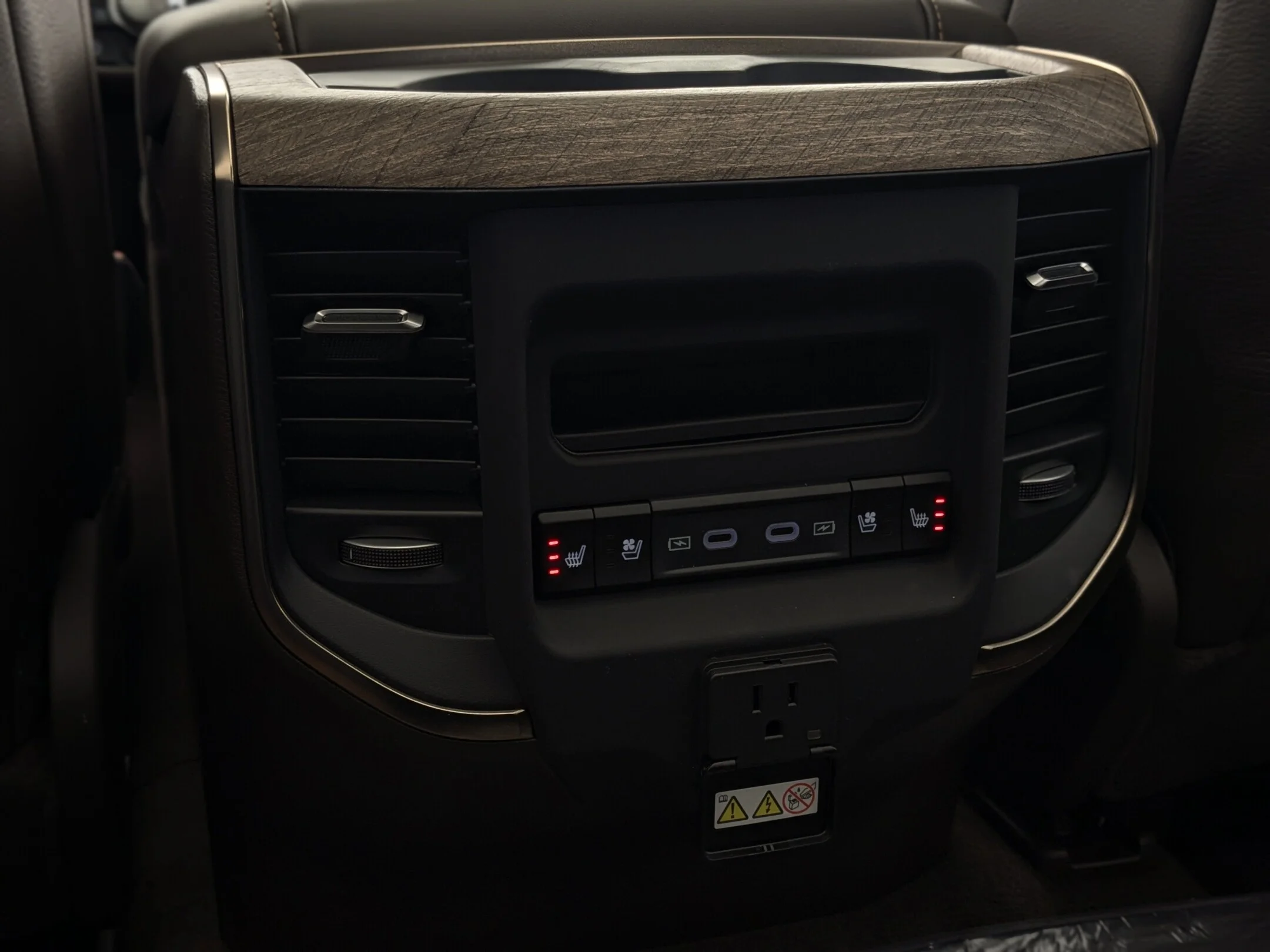 New 2026 Black RAM Limited Longhorn - - Level A Grp - Pano Sunroof - 14.4 Uconnect NAV - Head-Up Display & More! image 31
