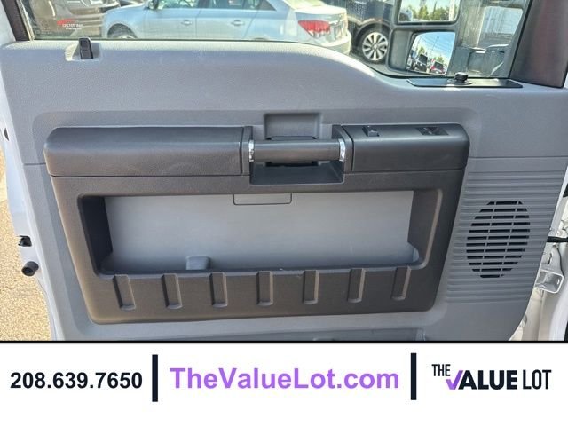 Used 2015 White Ford XL image 15
