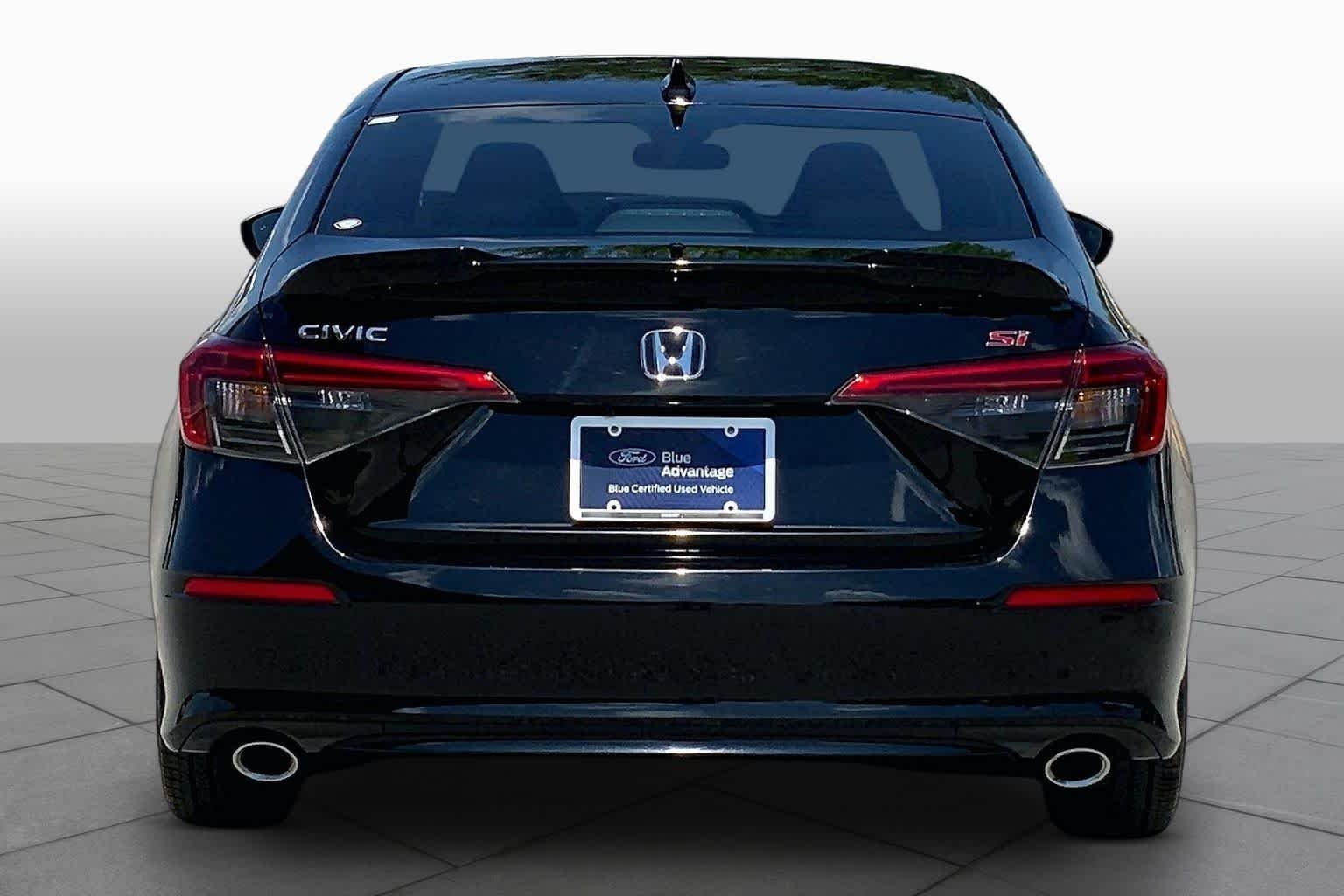 Certified Used 2024 Crystal Black Pearl Honda  image 5