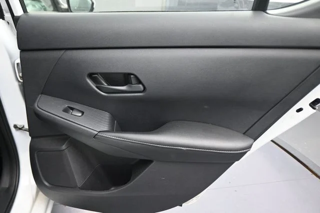 Used 2024 White Nissan SV image 15