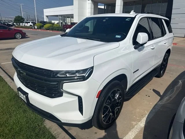 Used 2022 Summit White Chevrolet RST image 2