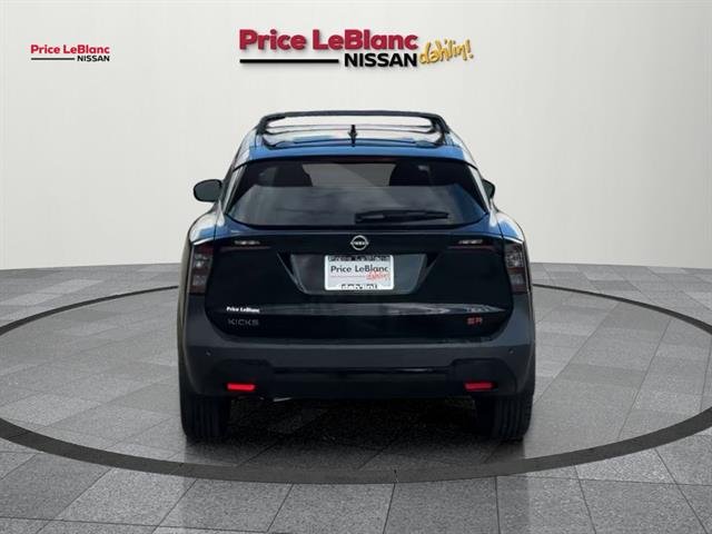 2025 Nissan Kicks SR - Photo 4