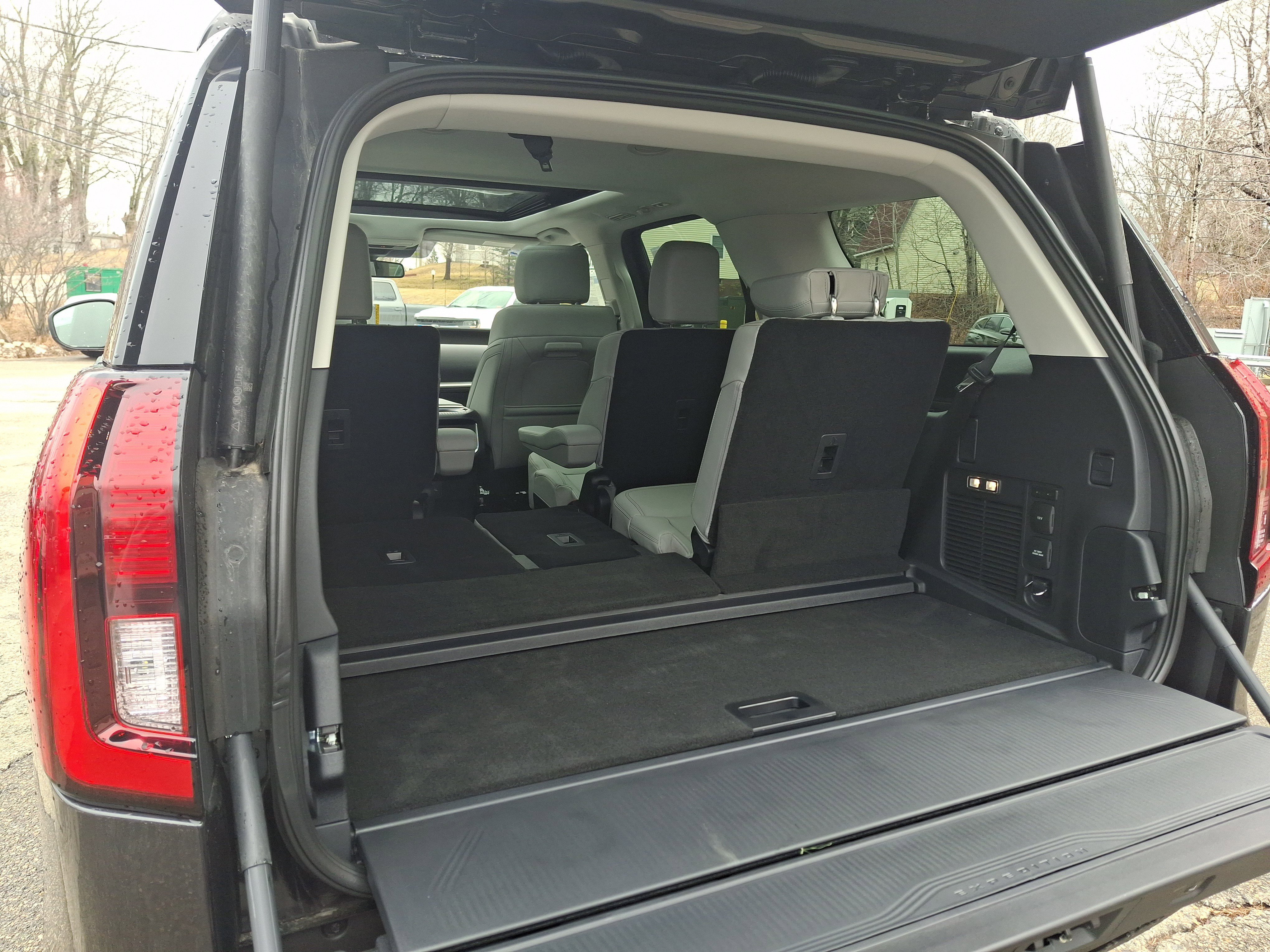 2025 Ford Expedition Active - Photo 25