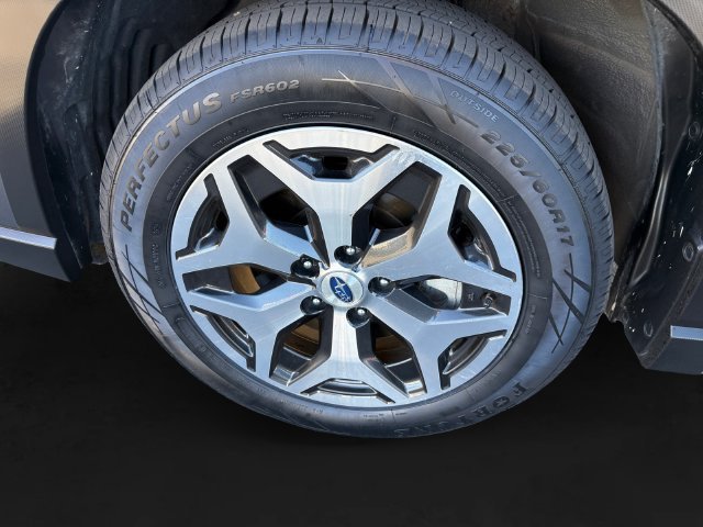 Used 2024 Magnetite Gray Metallic Subaru Premium image 11