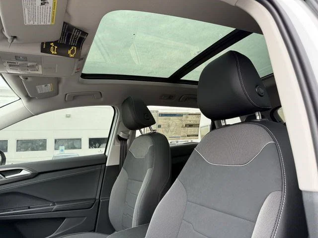New 2026 White Volkswagen 1.5T SE Black image 20