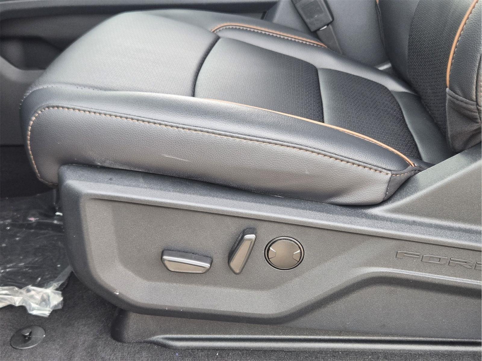New 2026 Glacier Gray Metallic Tri-Coat Ford F-250® Lariat® image 16