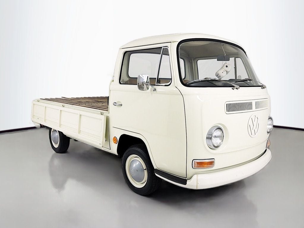 Used 1968 White Volkswagen  image 2