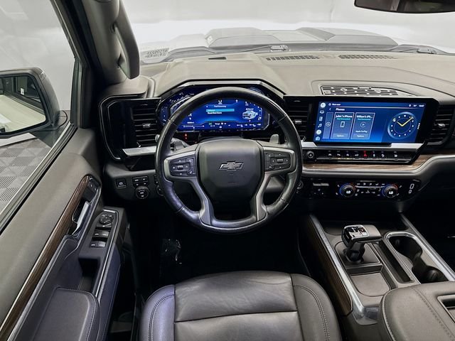 Used 2022 White Chevrolet LT Trail Boss image 22