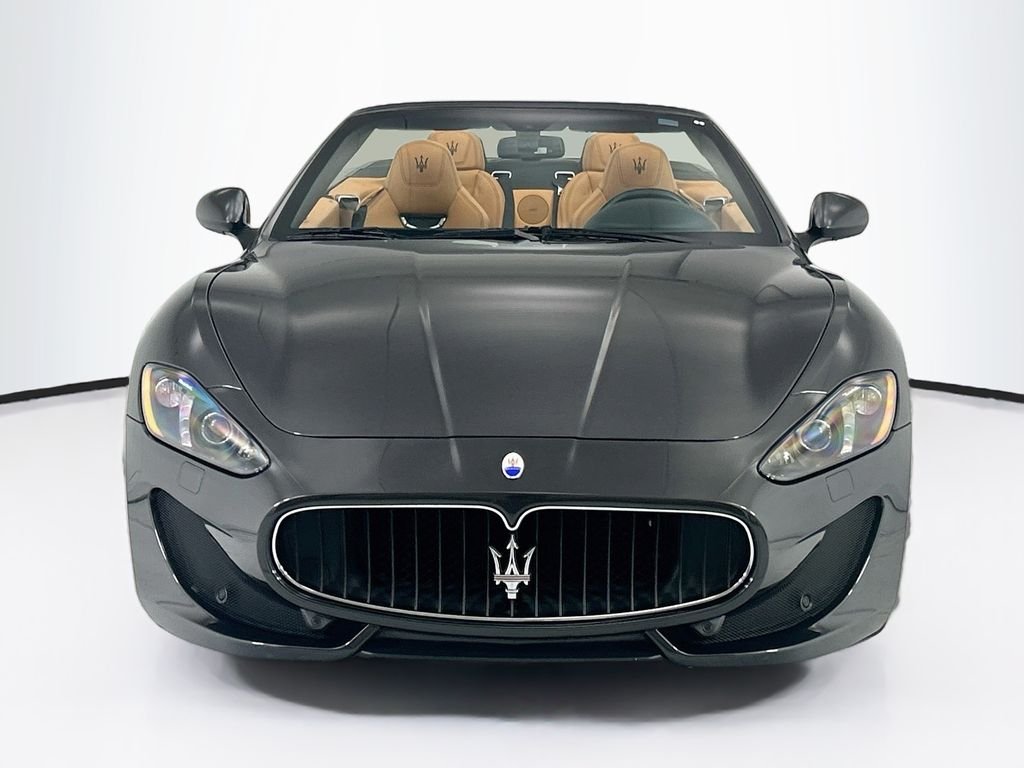 Used 2017 Grigio Granito Metallic Maserati Sport image 2