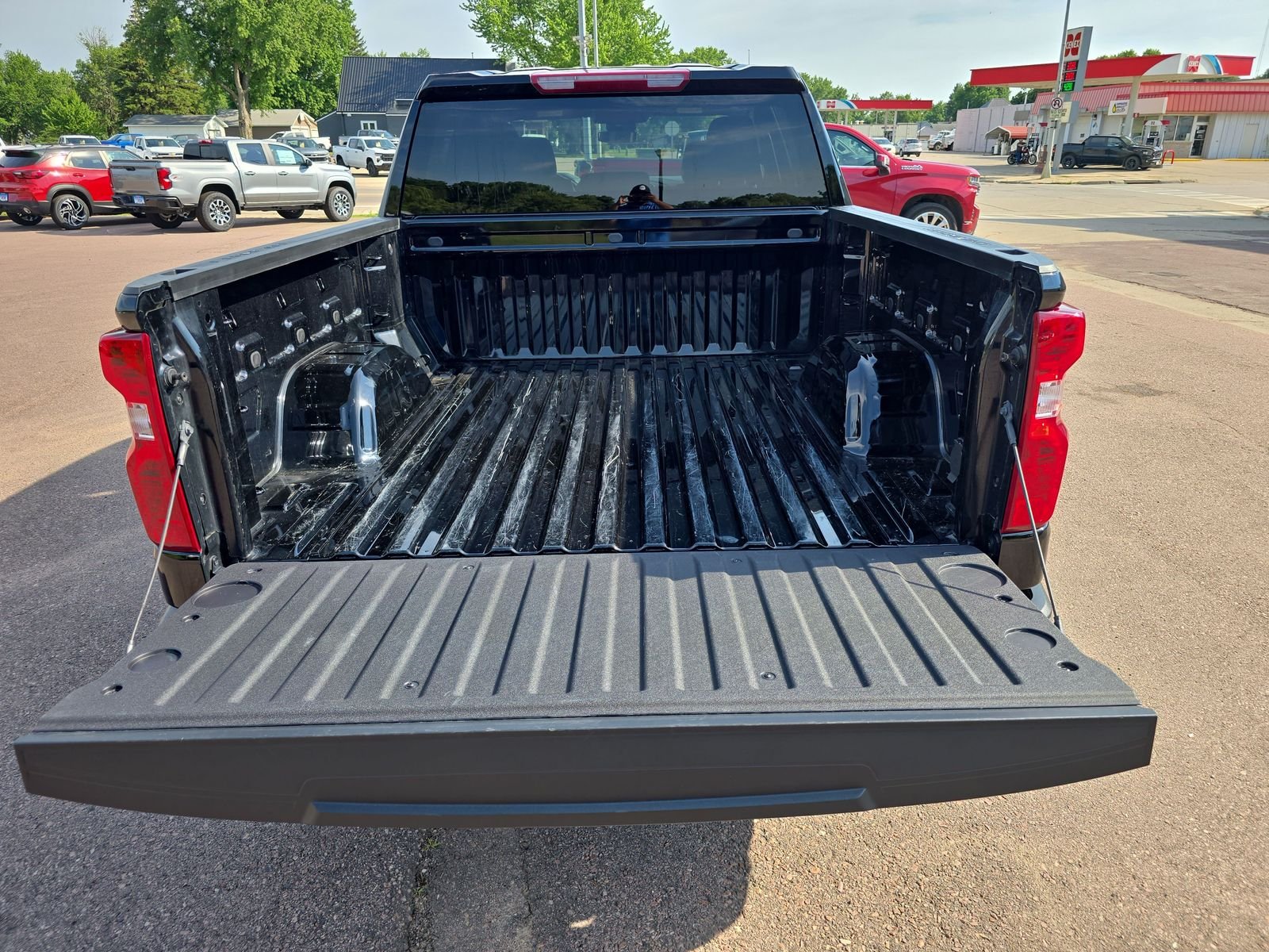 Used 2023 Black Chevrolet LT image 6