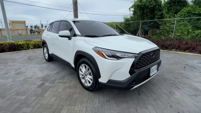 Used 2024  Toyota LE image 4