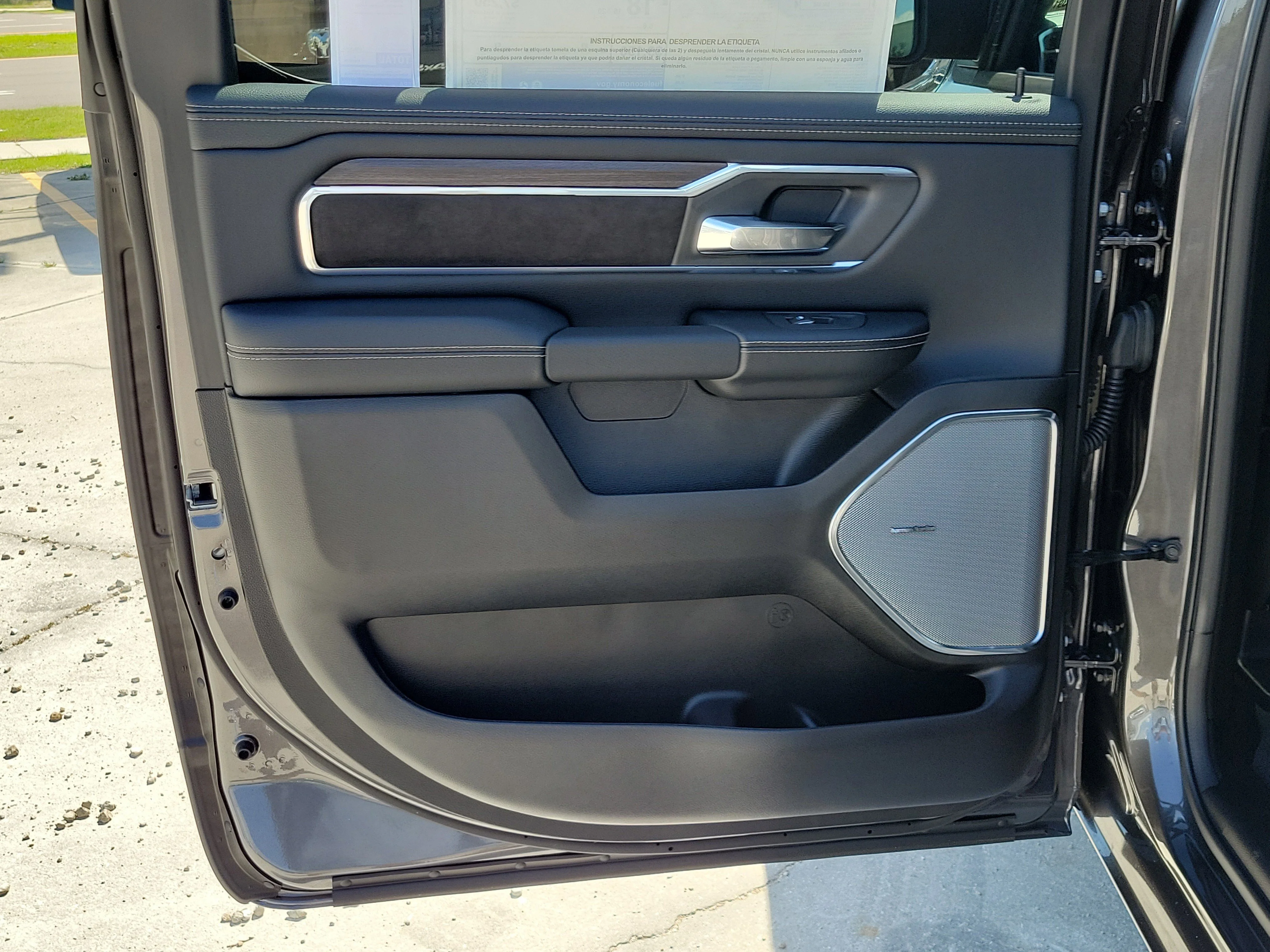 New 2026 Granite Crystal Metallic Clearcoat RAM Laramie image 11