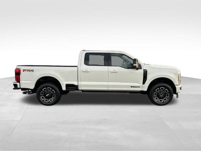 New 2026 Star White Metallic Tri-Coat Ford F-250® Platinum® image 39