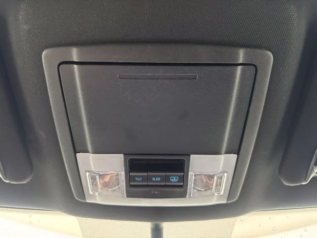Used 2017 White Ford Limited image 15