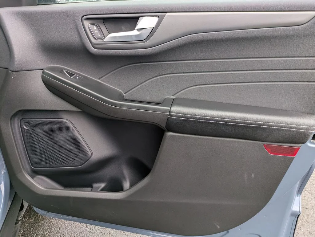 New 2024 Vapor Blue Metallic Ford Plug-in Hybrid image 46