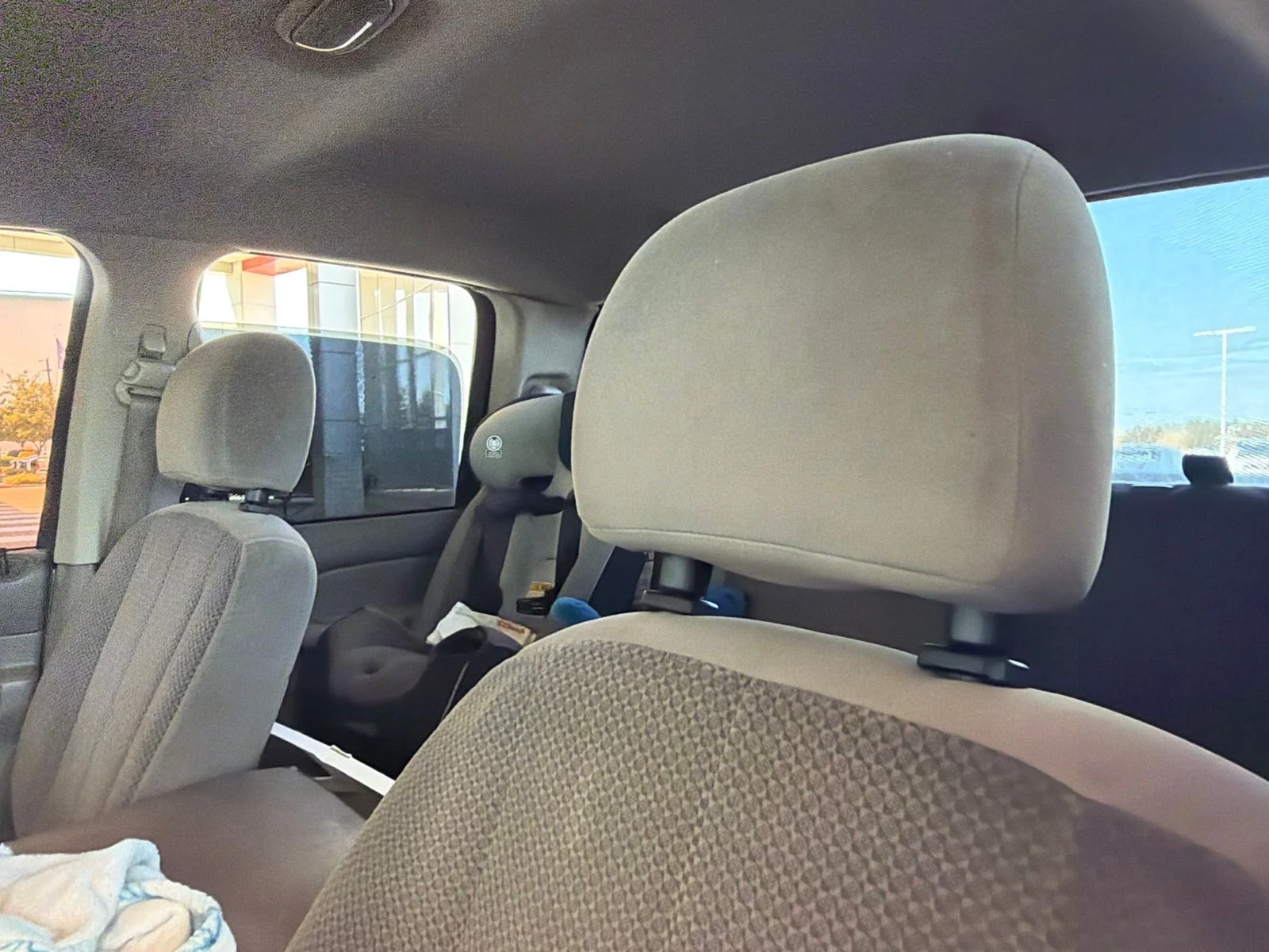Used 2005 Blue Dodge SLT image 6