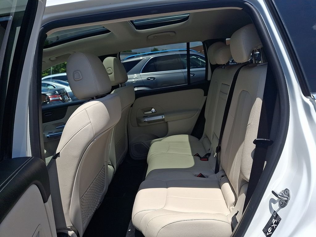 Certified Used 2022  Mercedes-Benz GLB 250 image 10