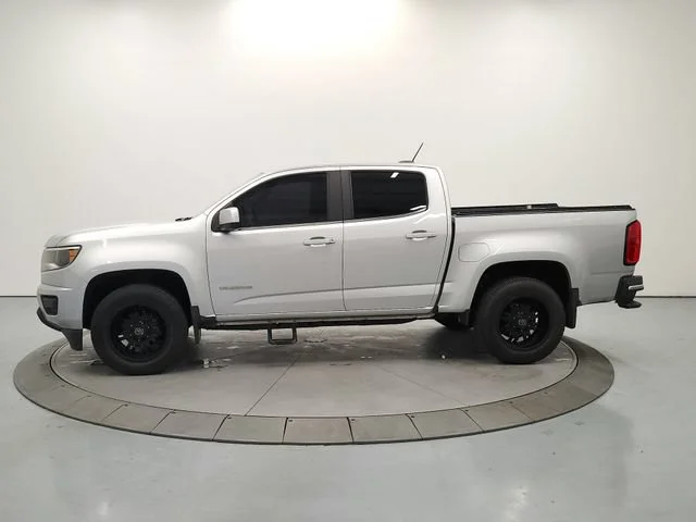 Used 2018 SILVER ICE METALLIC Chevrolet 2WD LT image 4