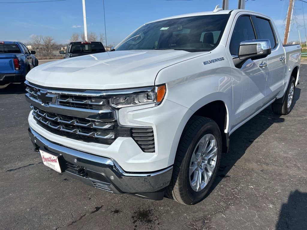 2026 Chevrolet Silverado 1500 LTZ - Photo 9