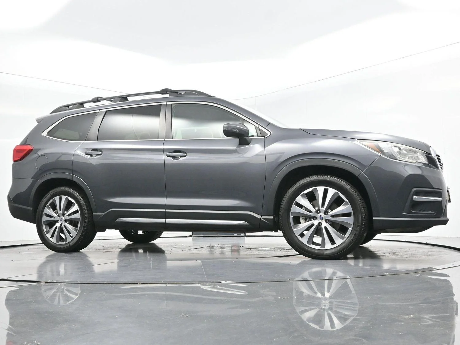 Used 2021 Magnetite Gray Metallic Subaru Limited image 46