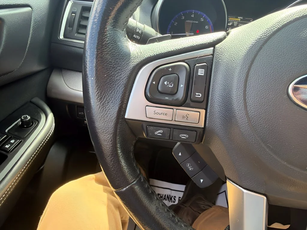 Used 2015 Twilight Blue Metallic Subaru 2.5i Premium image 20