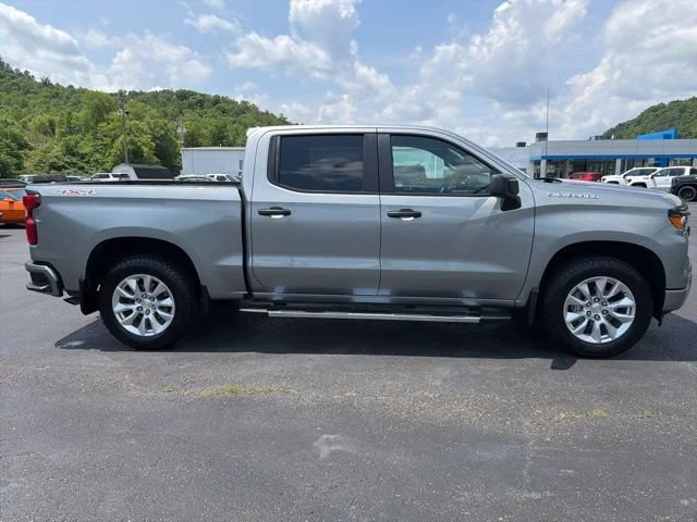 Used 2024 Sterling Gray Metallic Chevrolet Custom image 9