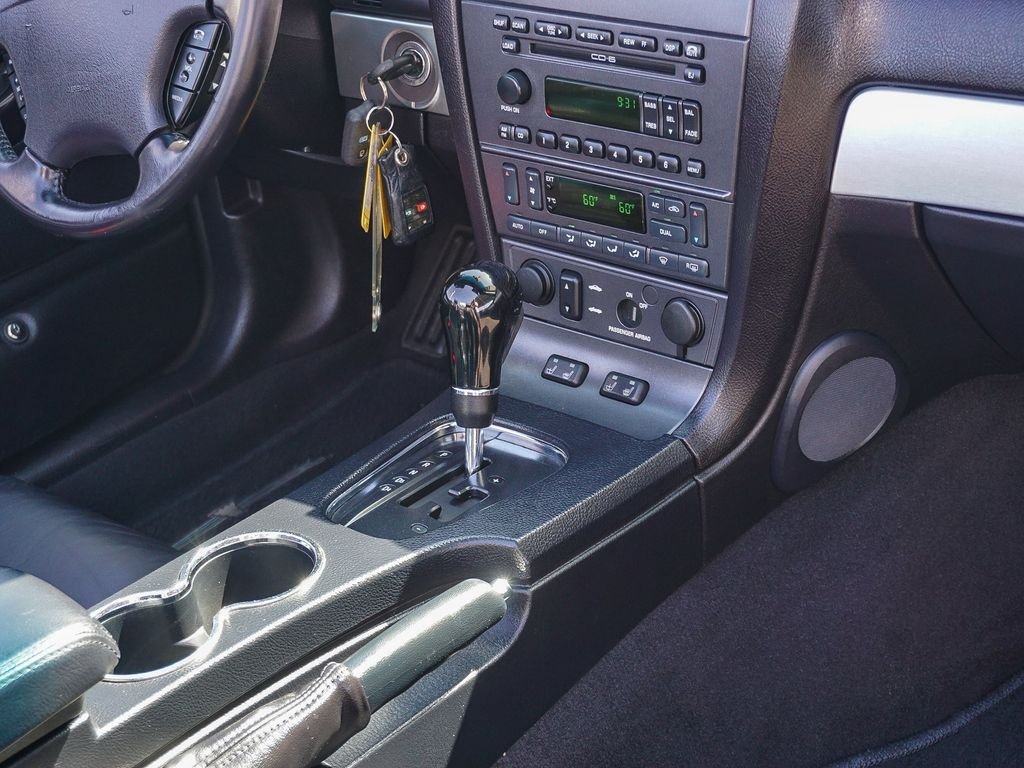 Used 2003 Gray Ford Base image 15